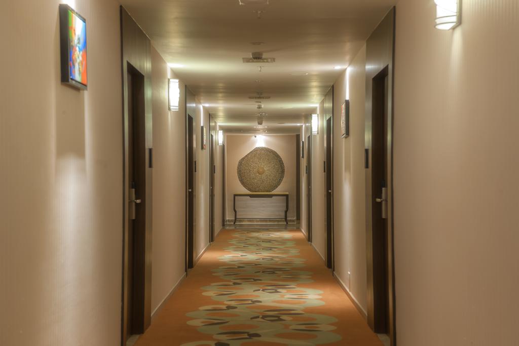 Days Hotel By Wyndham Chennai Omr Exterior photo